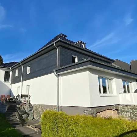 Holiday home Ferienhaus Gluckswerkstatt Zentrale Lage, Mit 3 Schlafzimmern Garage Und Garten *